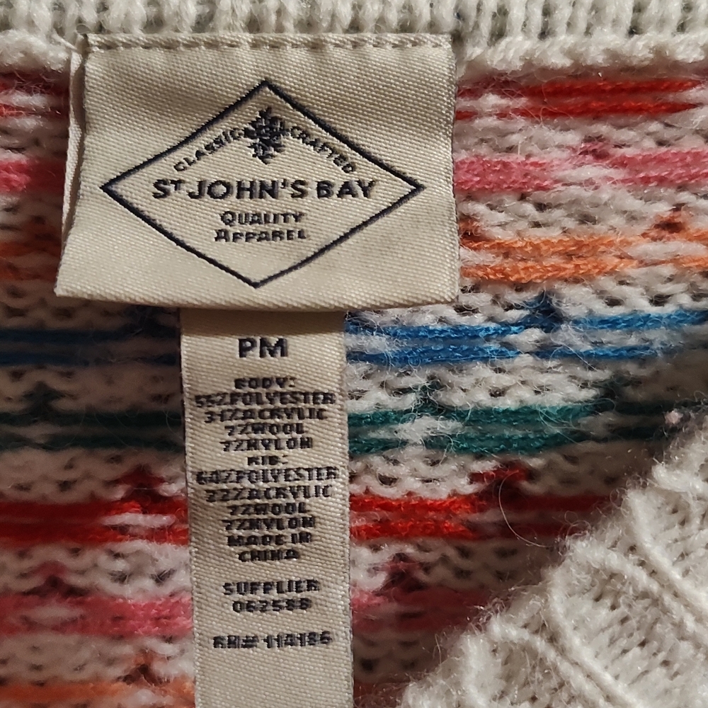 St. John's Bay NWT women's medium sweater - Picture 5 of 9